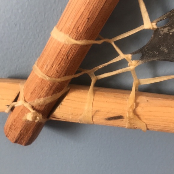 Rustic handpainted on leather & wood sticks frame Native American oil painting - Picture 8 of 16